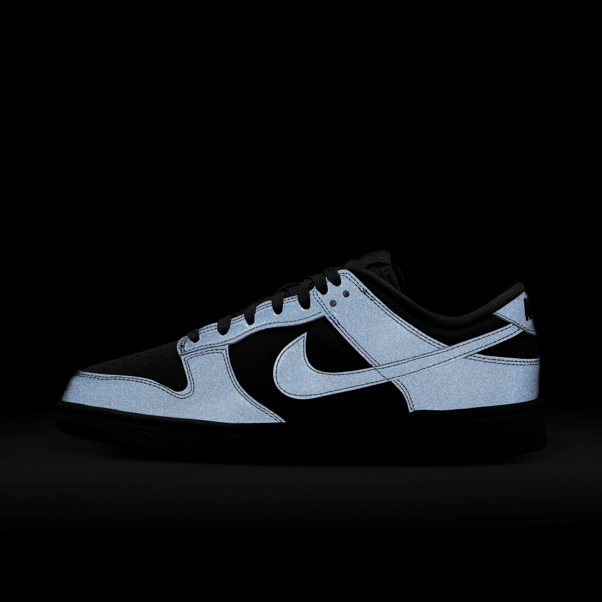 Dunk Low 'Cyber Reflective' W