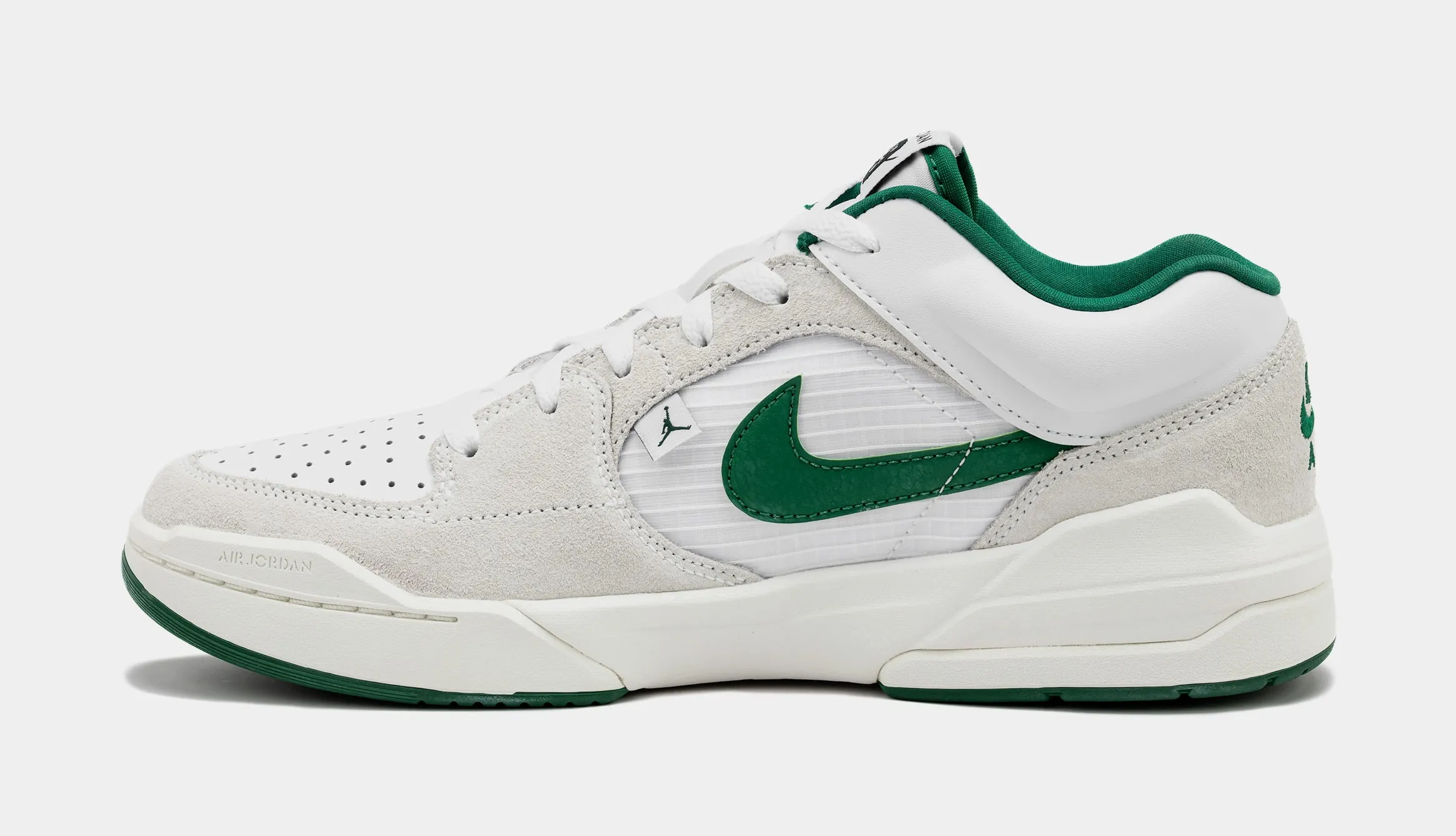 Stadium 90 Mens Basketball Shoes (White/Green)