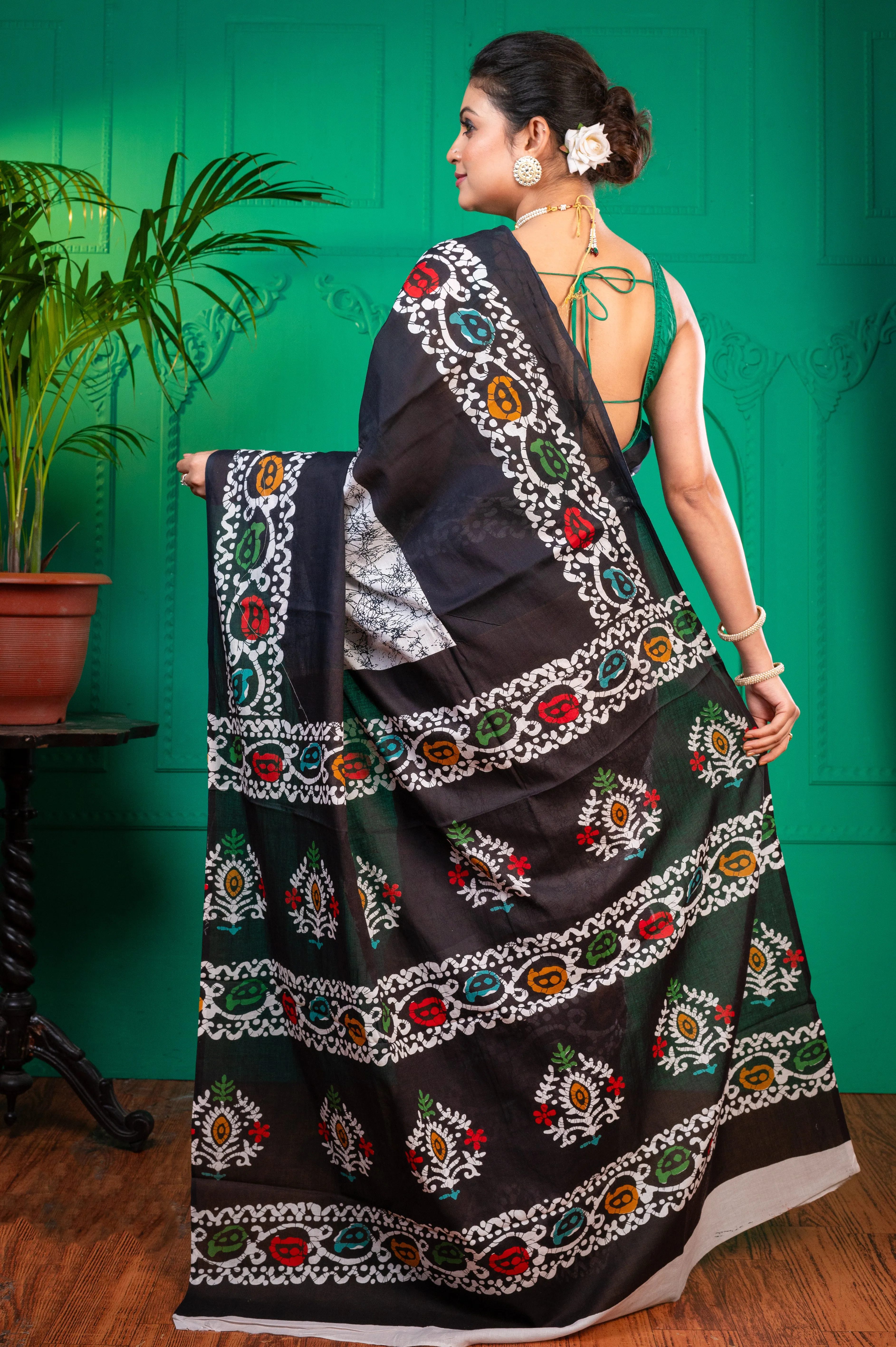 Women Black Pure Bagru Malmal Cotton Saree With Batik Print