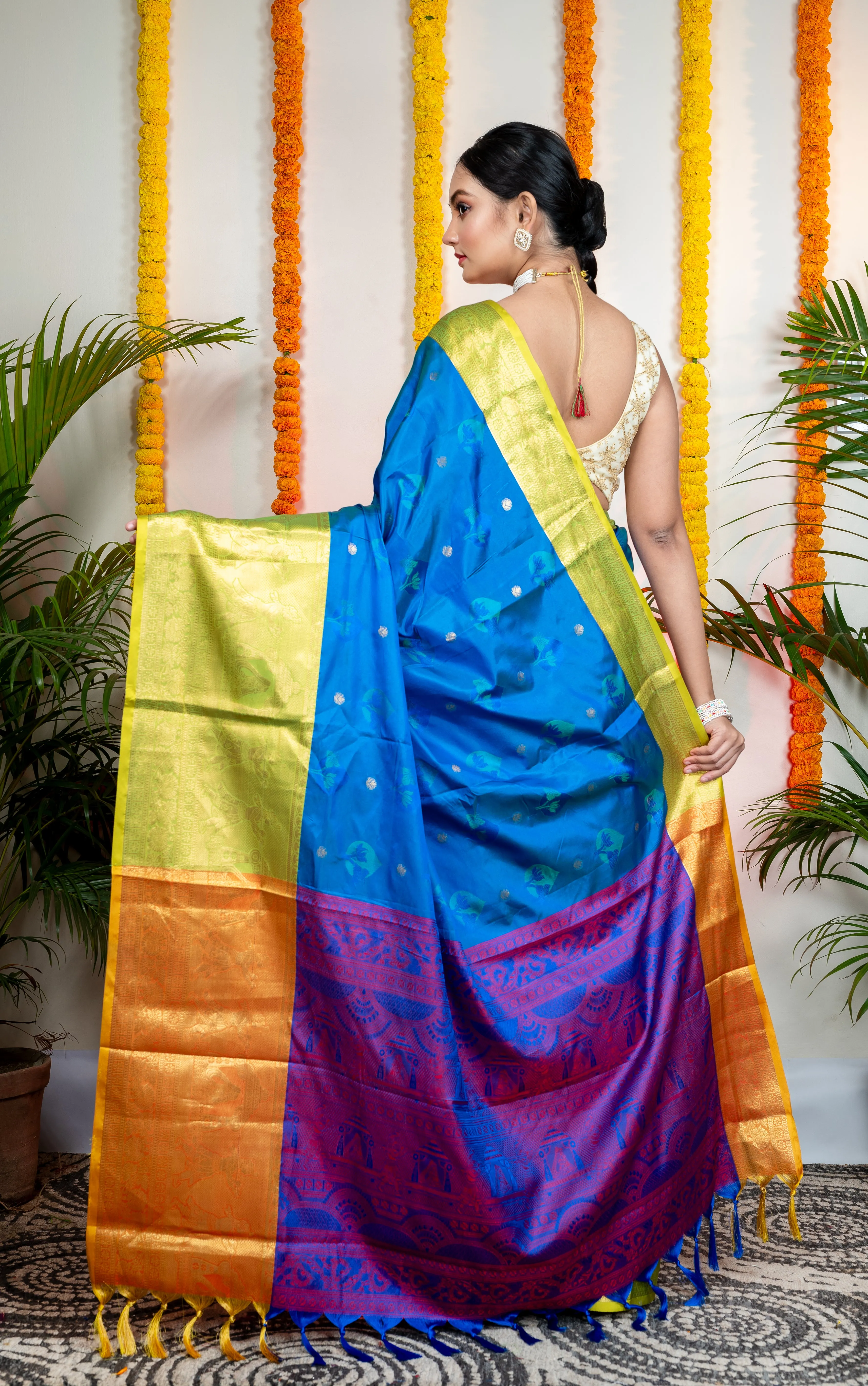 Women Blue Bangalore Silk Saree With Lime Green Mahapaar Border And Woven Motifs