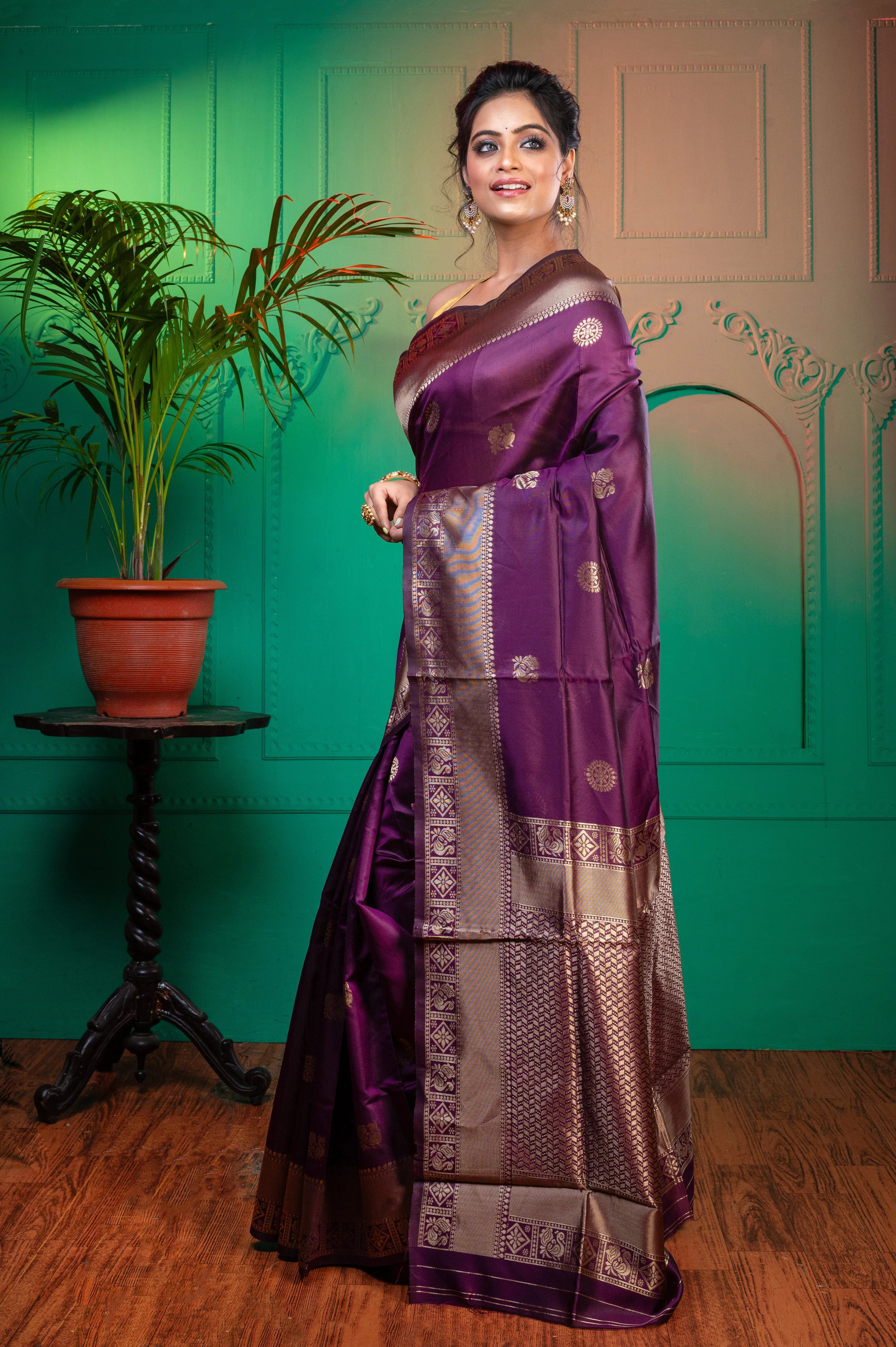 Women Indigo Purple Soft Silk Saree With Golden Zari Border And Pallu