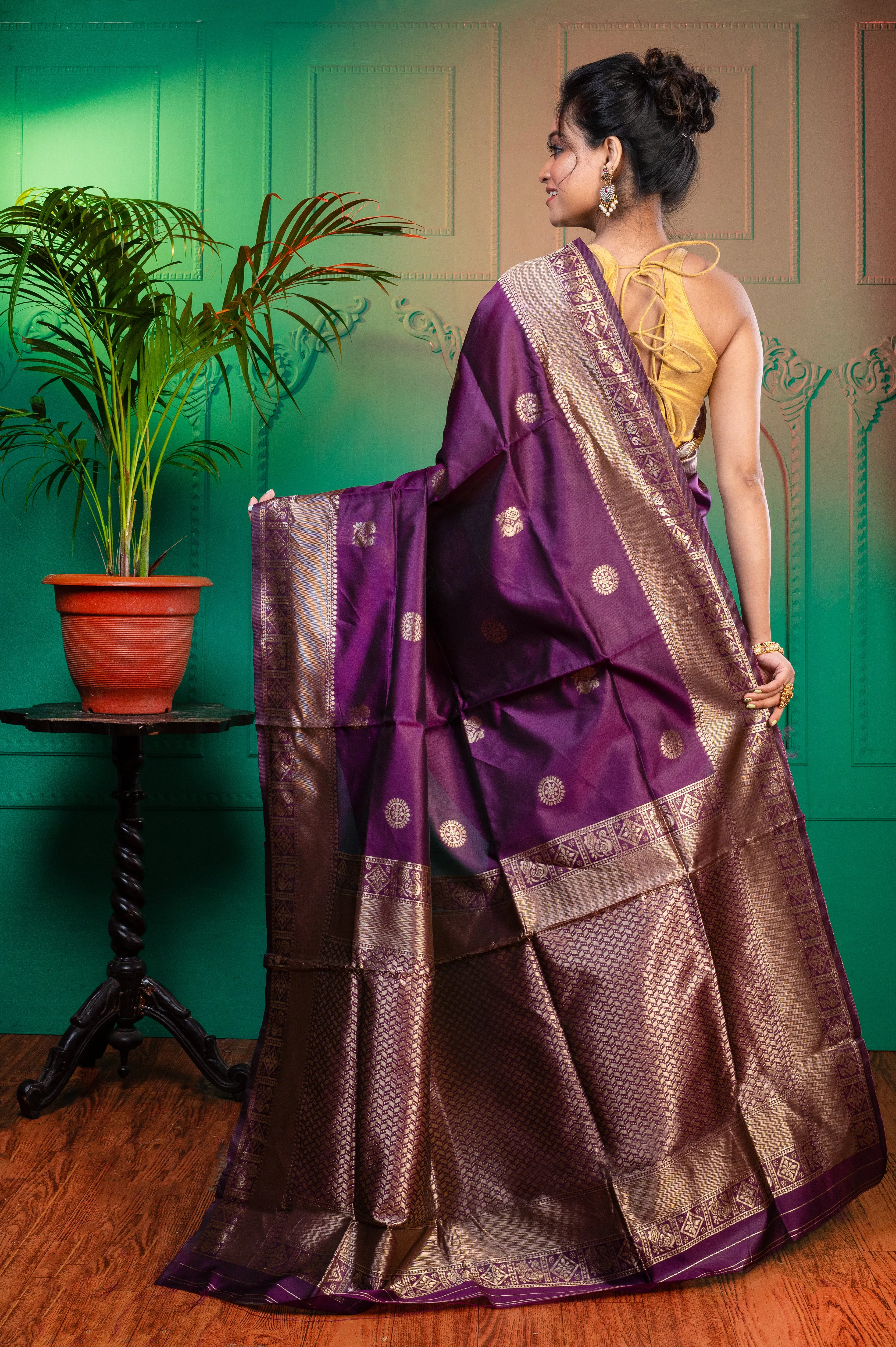 Women Indigo Purple Soft Silk Saree With Golden Zari Border And Pallu