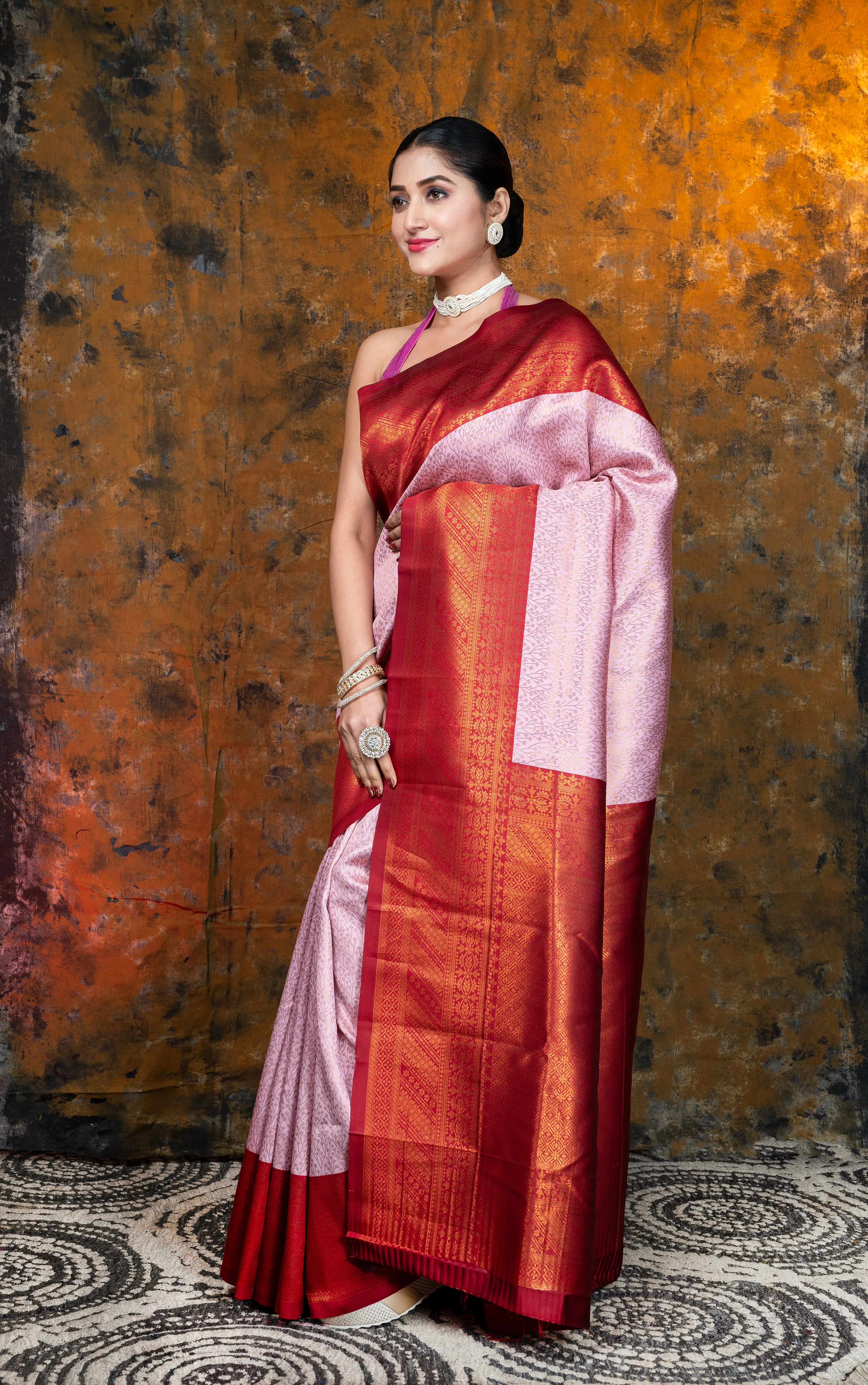 Women Pink Kanjivaram Soft Silk Saree With Copper Woven Motifs And Red Border Pallu