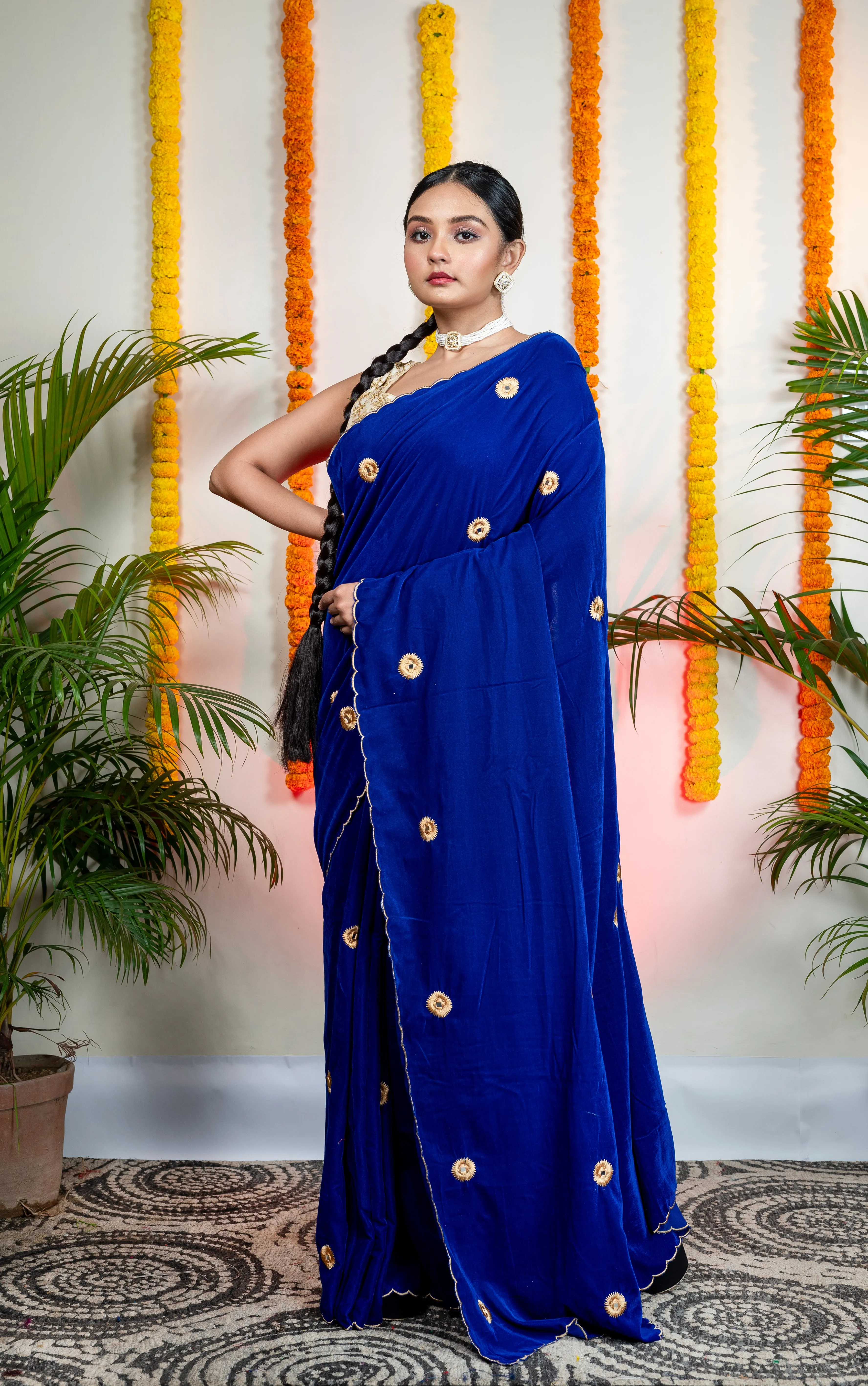 Women Royal Blue Velvet Machine Embroidered Saree